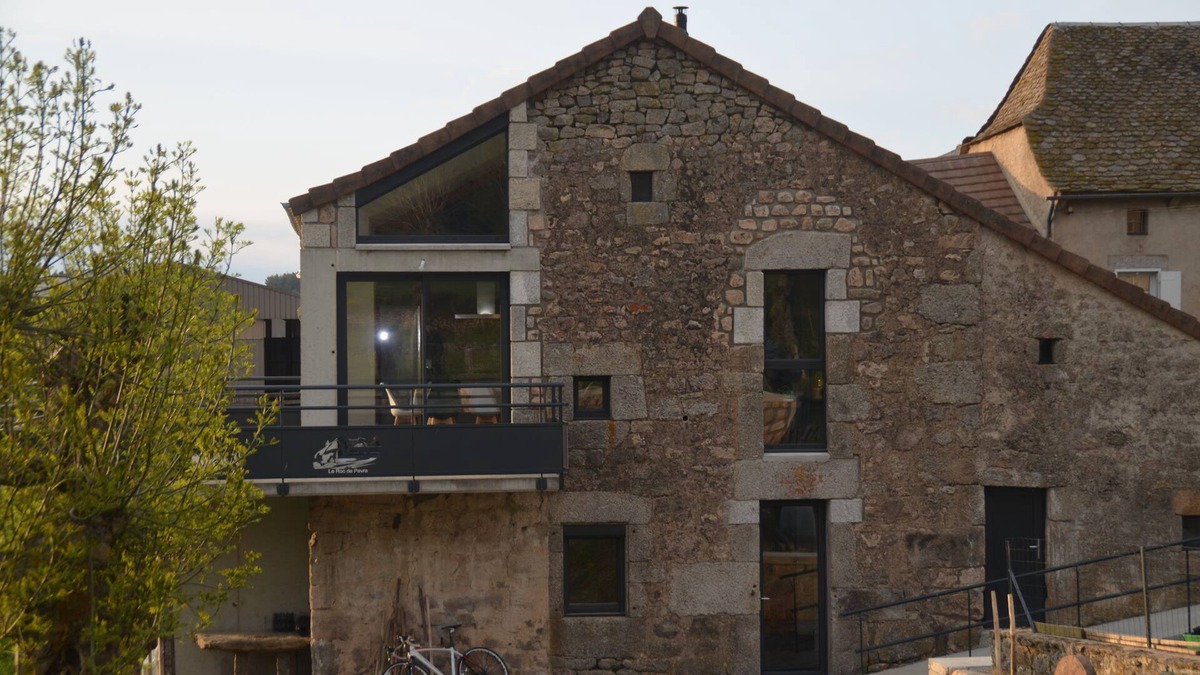 Saint-Sauveur-de-Peyre House | Gite de Fontanes Entre Aubrac et Margeride Loups du Gevaudan
