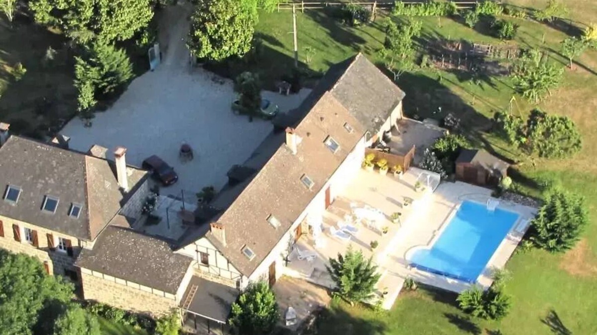 Cublac Villa | Gîte de France The heights of the valade 3 ears - Gîte de France 4 people
