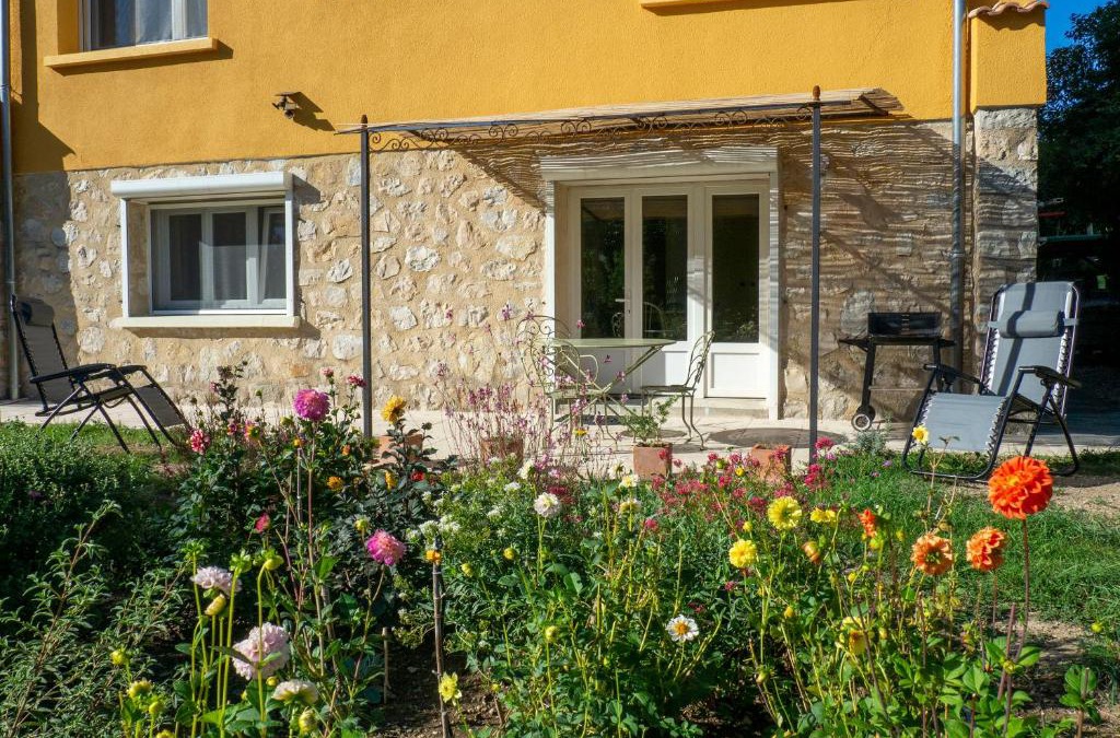 Buis-les-Baronnies Apartment | Gite de l'Ancienne Gare