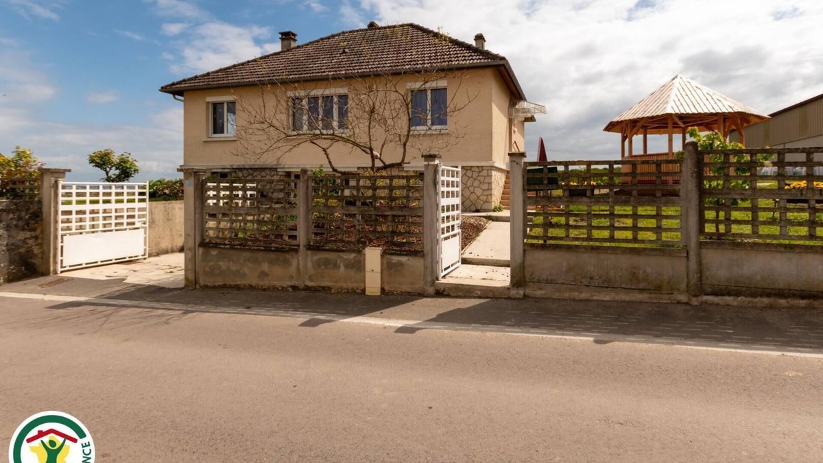 Coulommes-la-Montagne House | Gite de la Treille - Coulommes LA Montagne