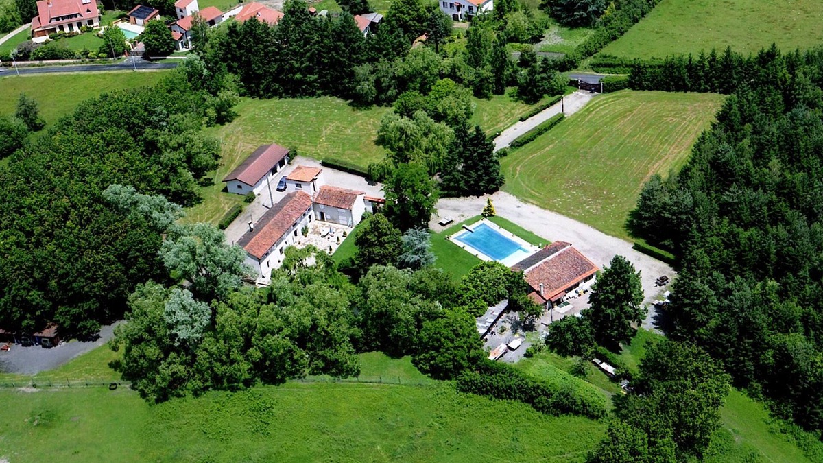 Poncins House | GITE DES ROTIES/14 Persons - Swimming pool (42110) Poncins- Near Lyon St Etienne