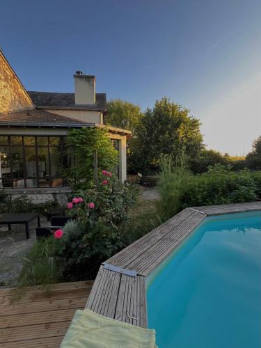 Breze House | Gite du CHATEAU FOUQUET