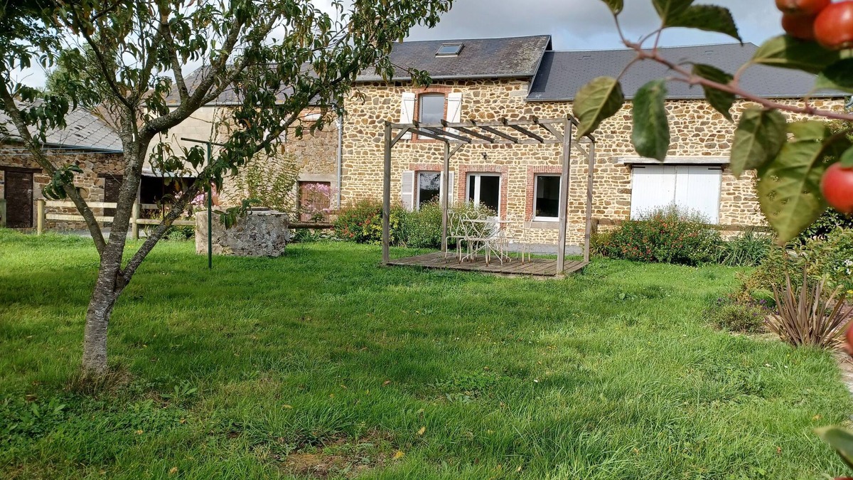 Bacilly House | GITE du LERRE in the Bay of Mont Saint Michel,
