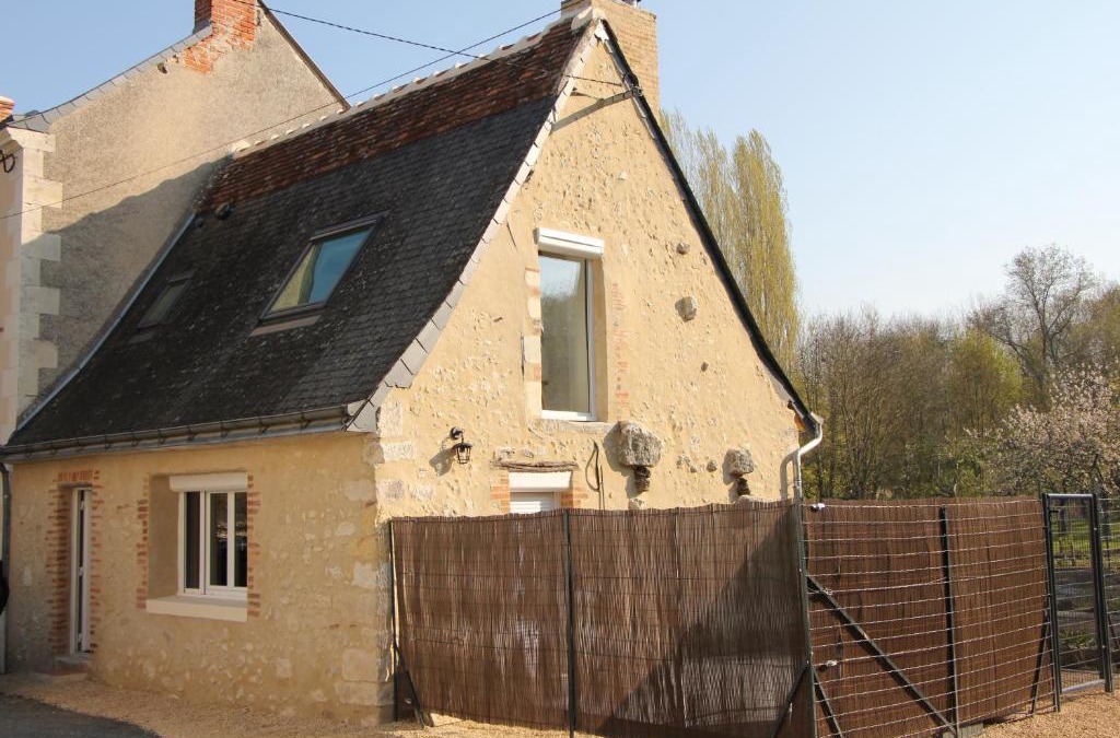 Artannes-sur-Indre House | Gite du Moulin de Balzac