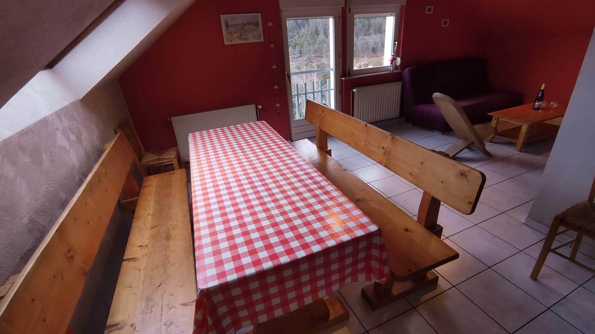 Dommartin-les-Remiremont Cottage | Gîte-Élodie-Family-Ensuite with Bath-Mountain view