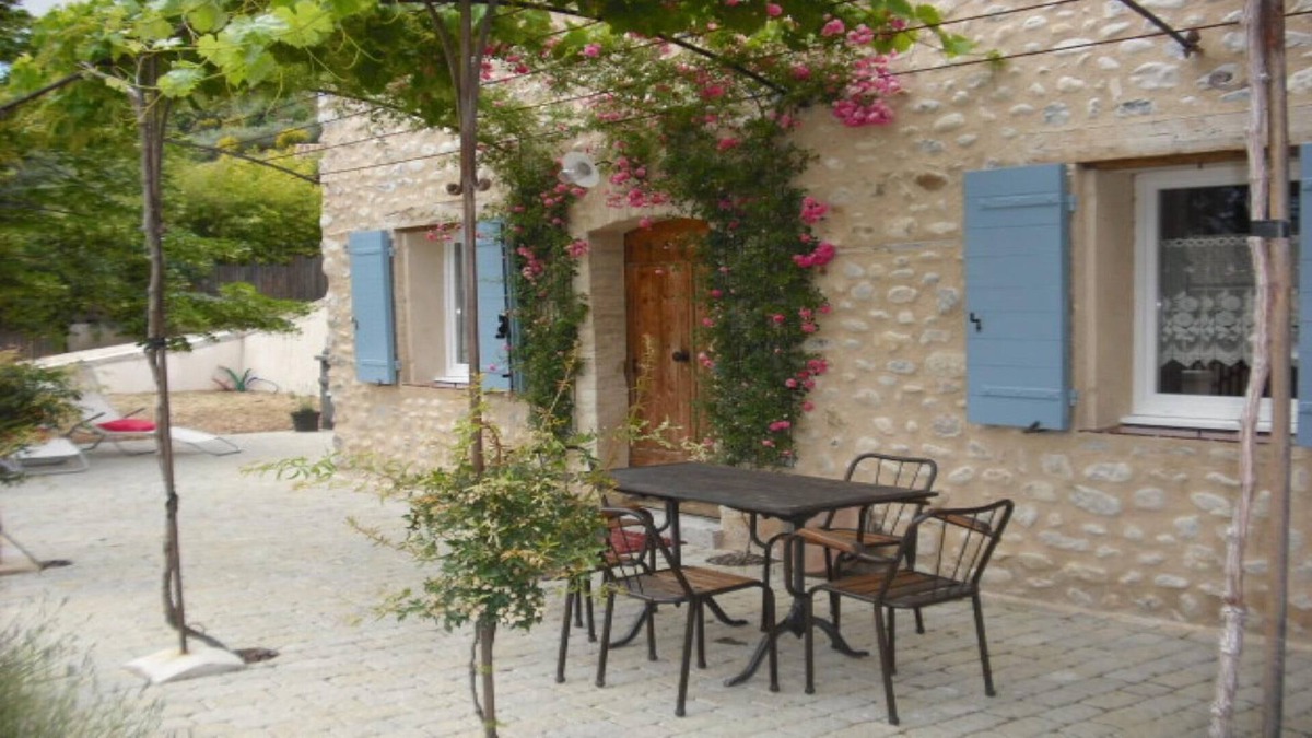 Bras-d'Asse Cottage | GITE ENTIRELY RESTORED AT LANCIENNE IN SMALL PROVENCAL VILLAGE