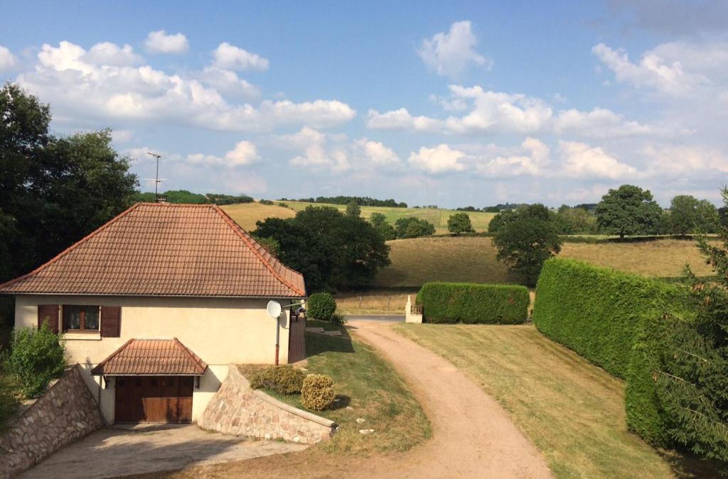 Barrais-Bussolles House | Gite Equipe avec Espace Vert