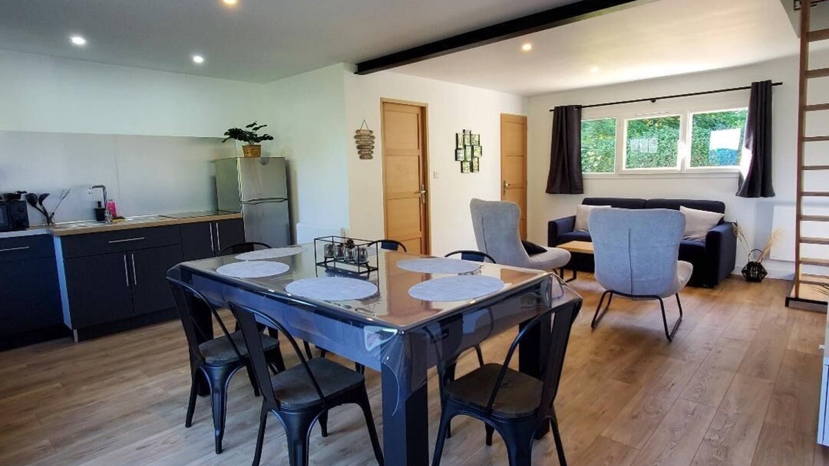 Senneville-sur-Fecamp House | Gite Fécamp with billiard table, parking - jacuzzi from June to September included