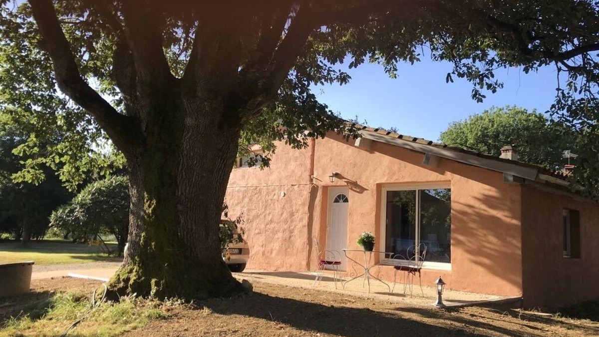Loubersan Apartment | Gite for 2 with swimming pool in the Gers countryside