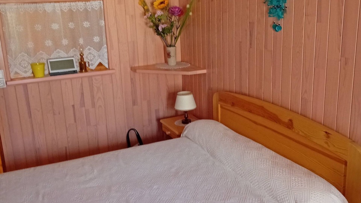 Saint-Alban-sur-Limagnole Apartment | Gite studio village 2 persons