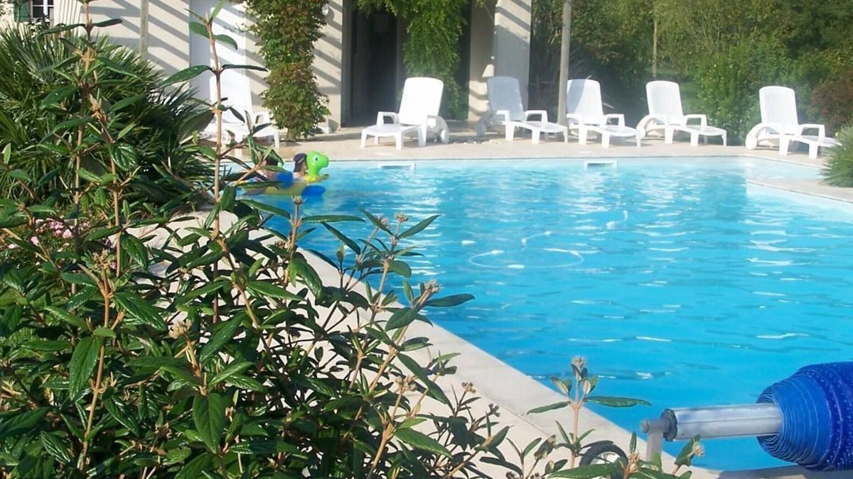 Saint-Martin-des-Tilleuls Cottage | Gite Saint-Martin-des-Tilleuls, 3 bedrooms, 6 persons