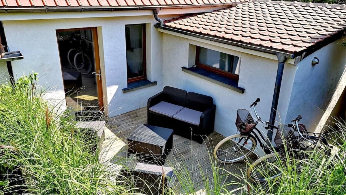 Saint-Quentin-en-Tourmont Apartment | Gîte L'Ancienne Écurie 100 m from the entrance to Parc du Marquenterre