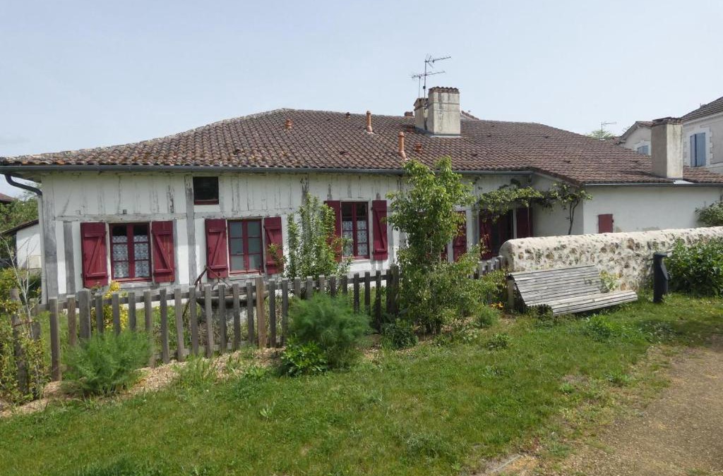 Luxey House | Gite genevieve d' aubin