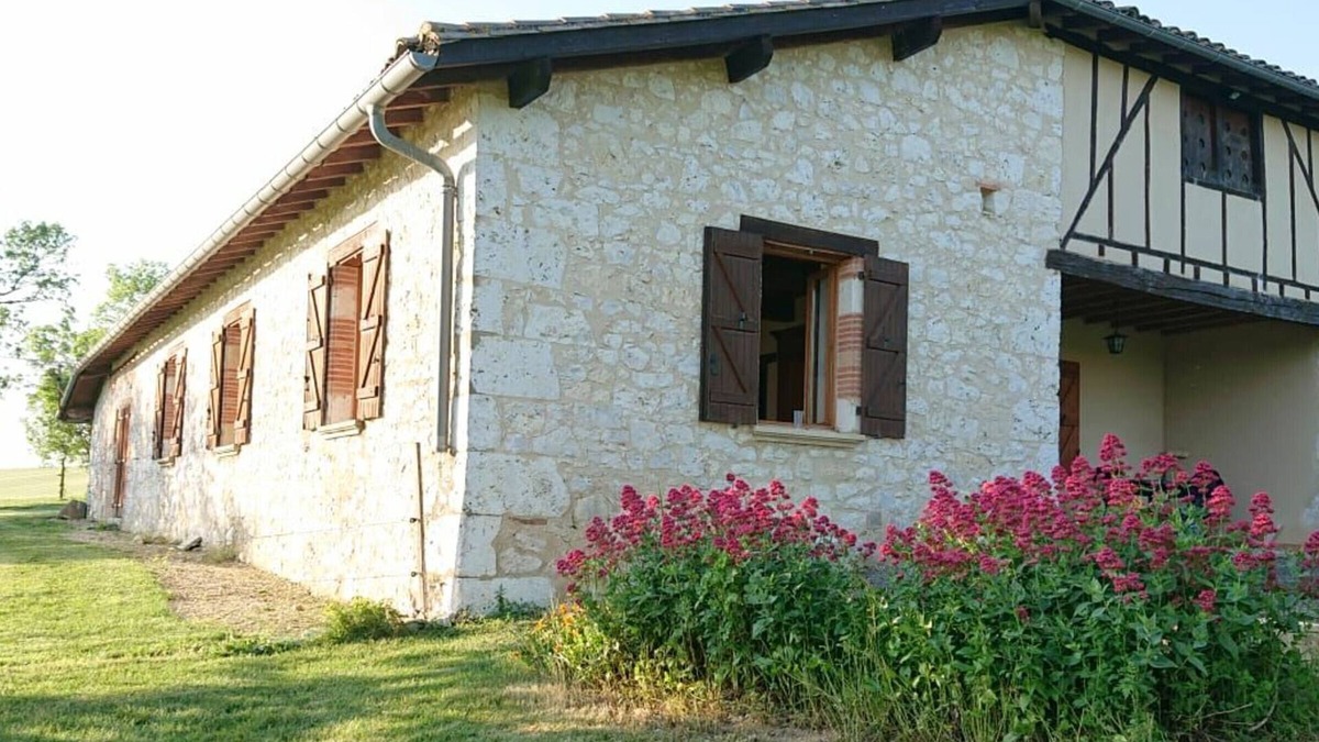 Gimat House | Gite Gimat, 2 bedrooms, 6 persons
