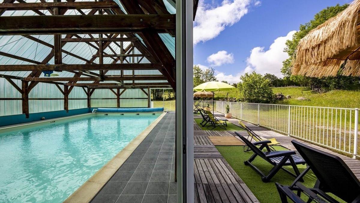 Montgreleix House | Gîte in an oasis of nature, between Cantal and Puy de Dôme