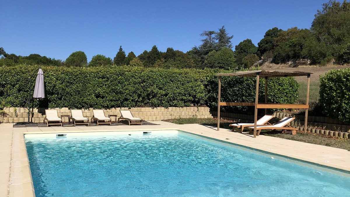 Forcalquier House | Gite in old mill with private swimming pool