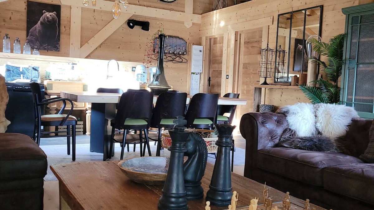 Marignier Apartment | Gite in Residential Chalet :Ski/Mountain/Discovery Haute Savoie/6 pers