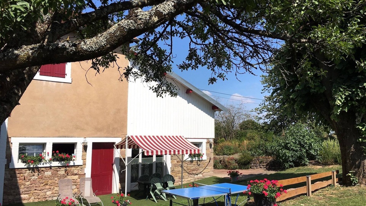 Fenneviller Cottage | Gite in the Lacs de Pierre-PercÈe country