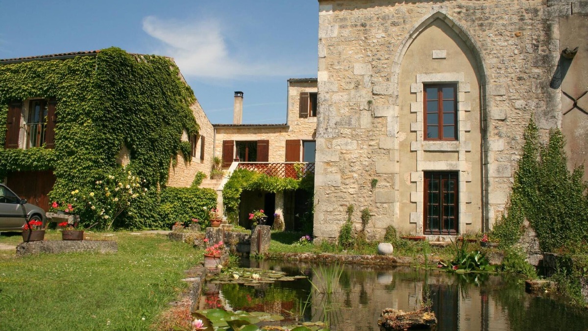 Annepont Cottage | 🏡Gîte insolite - water mill with swimming pool and large green park🌴🏊‍