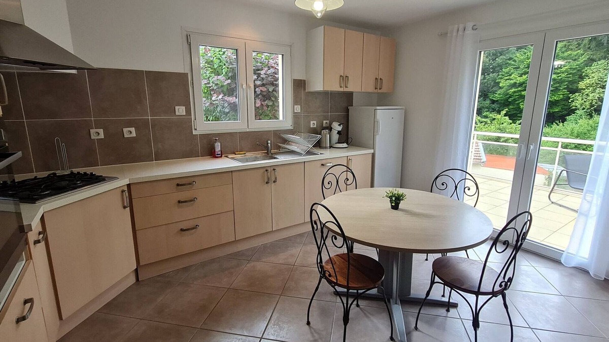 Jezainville Cottage | Gite Jezainville, 3 bedrooms, 8 persons