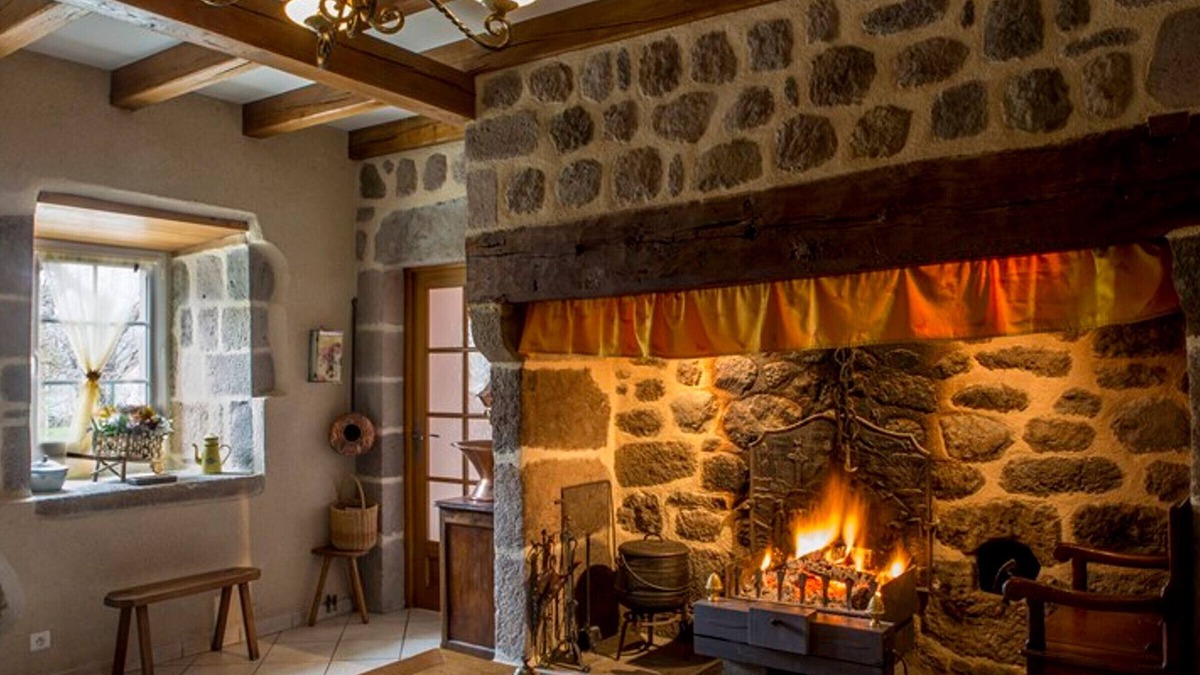 Jou-sous-Monjou Cottage | Gite Jou-sous-Monjou, 4 bedrooms, 9 persons
