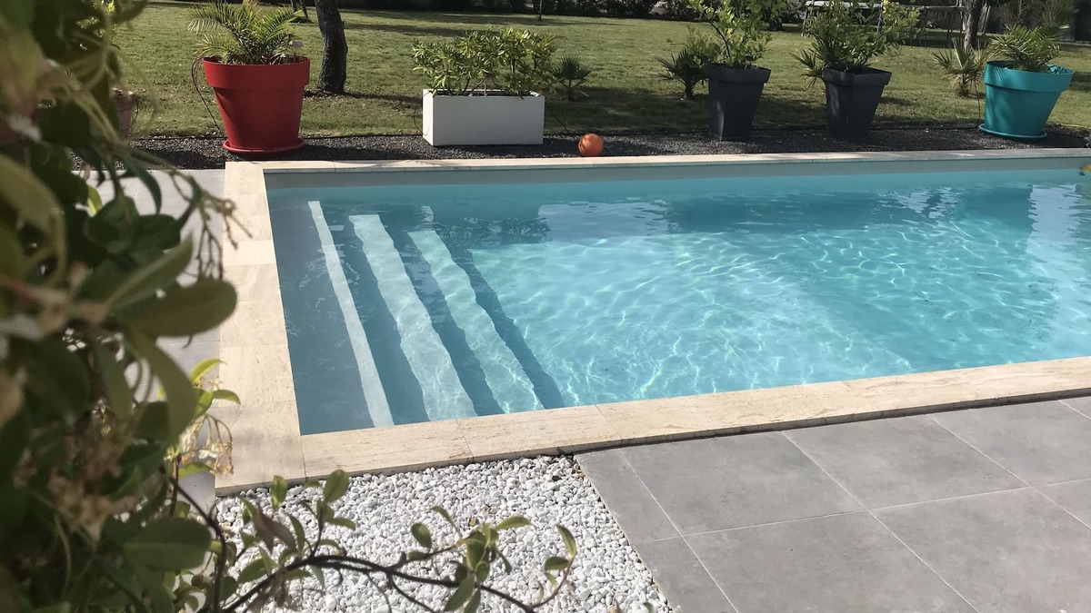 Pernes-les-Fontaines House | Gite kenza in the heart of Provence with swimming pool in a 3000 m2 property.