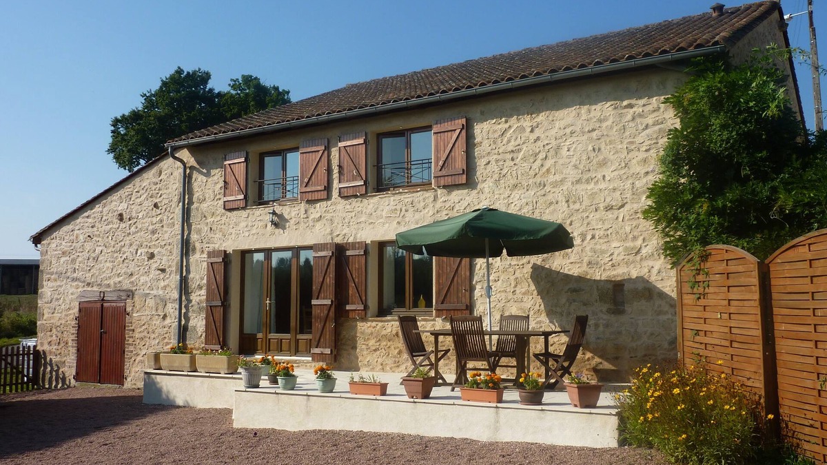 Saint-Mathieu House | Gite l'Hirondelle - in the Parc Natural Perigord-Limousin - 8 people WIFI