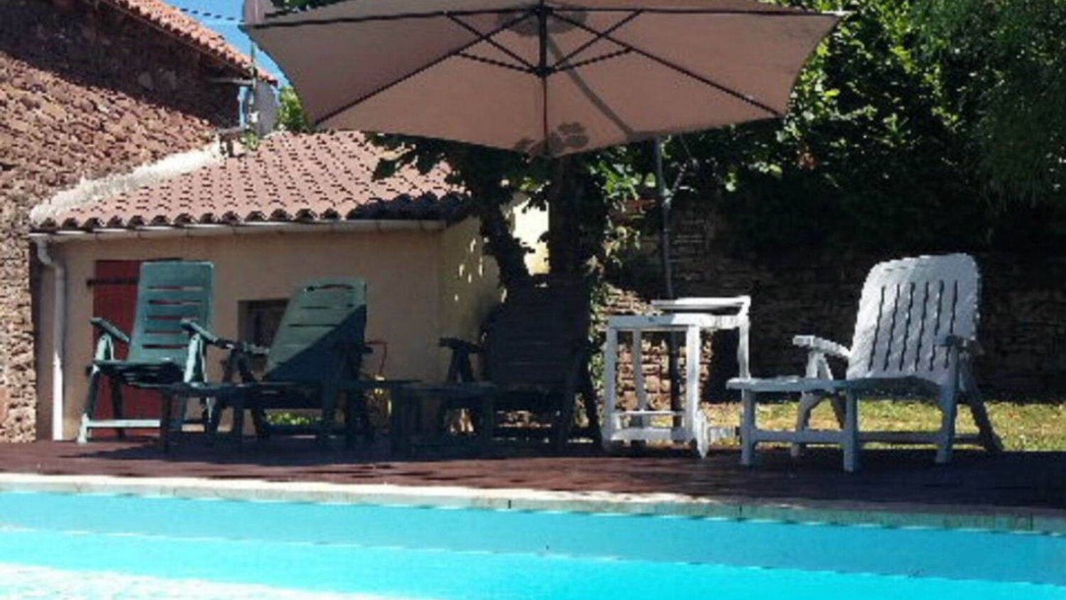 Martrin Cottage | Gite l'Oustal in Saint-Juéry Aveyron