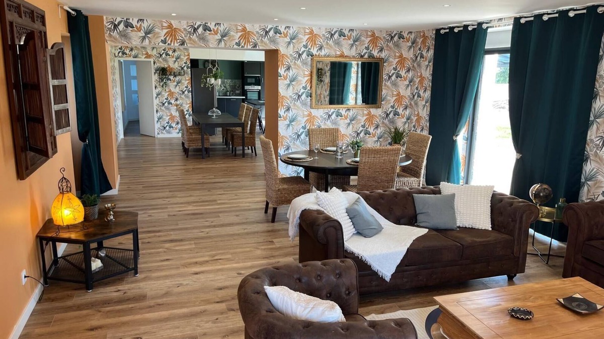 Geveze House | GITE" LA CHEVRE" 5 rooms for 6 to 14 people.