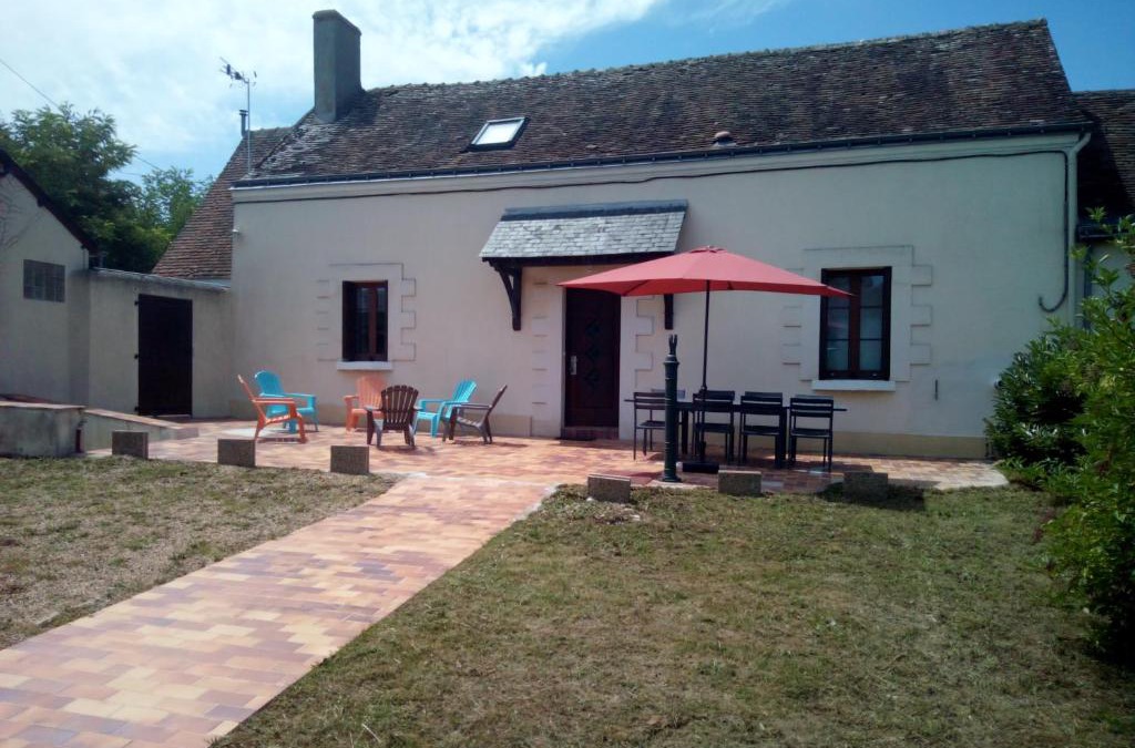 Artannes-sur-Indre House | GITE LA GRANDE AVALOUX