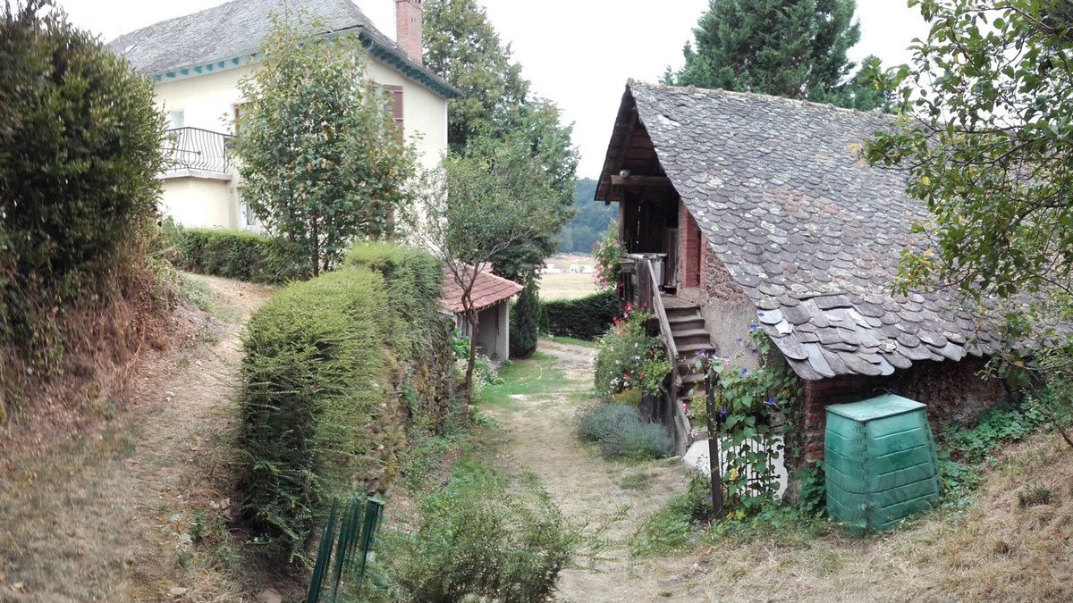 Flagnac House | Gite La Griffoulière to Flagnac 4 to 15 people in Aveyron