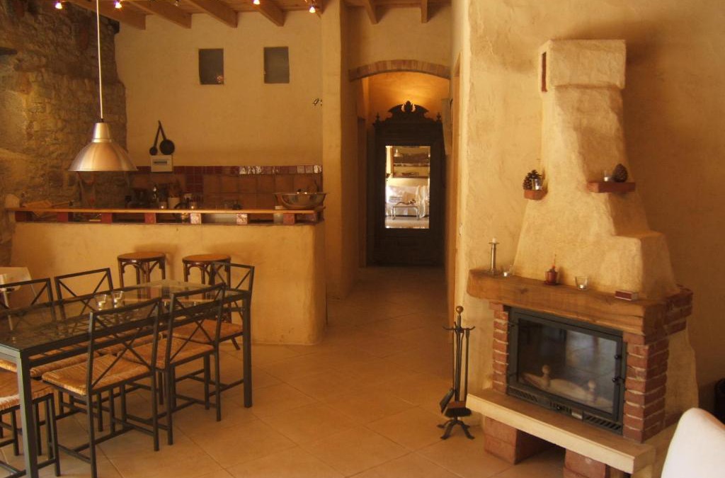 Pepieux House | Gite la Tour