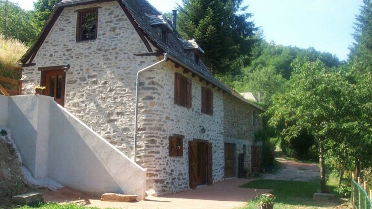 Lapeyrugue Cottage | Gite Lapeyrugue, 2 bedrooms, 4 persons