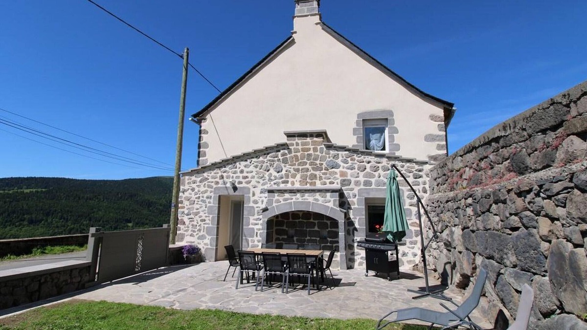 Laveissiere Cottage | Gite Laveissière, 3 bedrooms, 6 persons