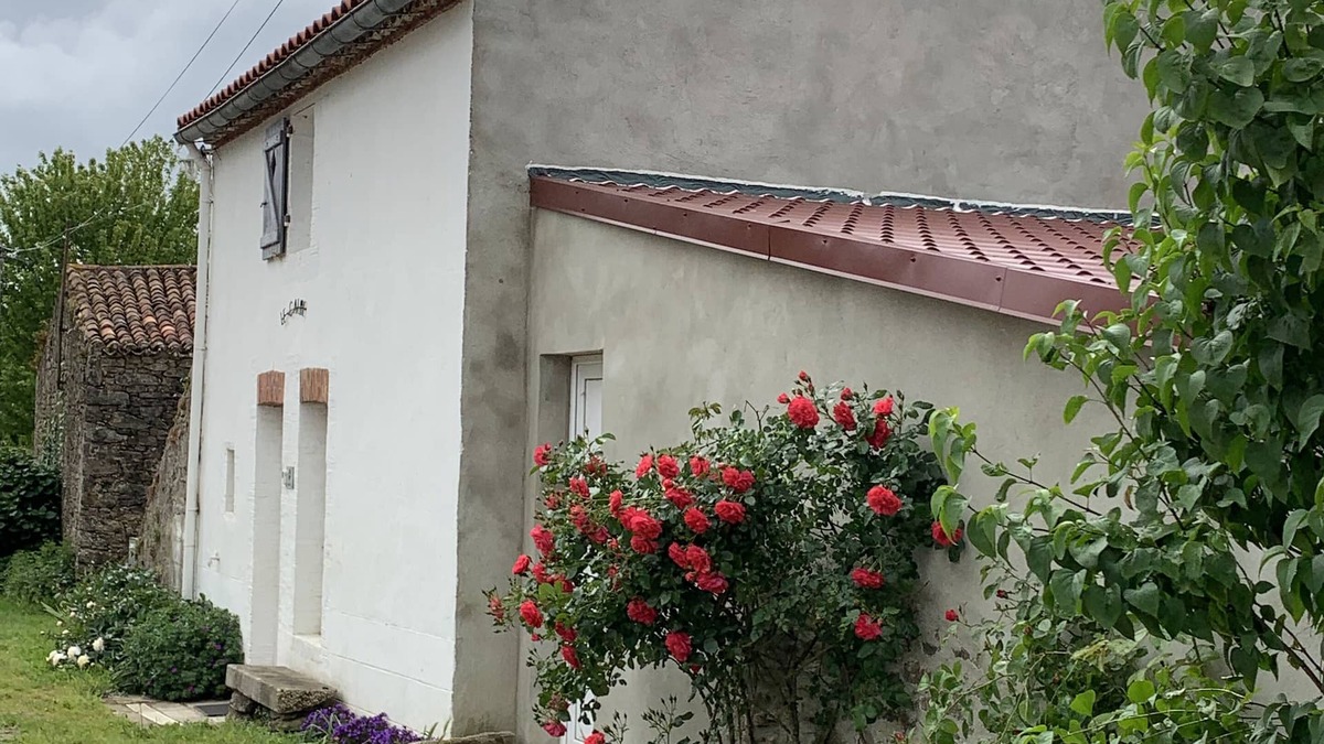 Saint-Etienne-du-Bois Cottage | Gîte Le Calme of 95m2 completely refurbished with large enclosed garden of 1000m2