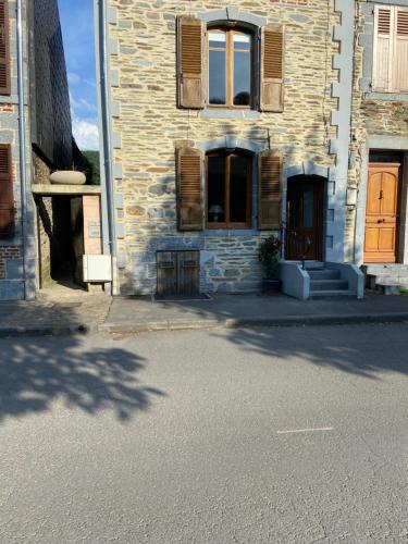 Fumay House | gite le CARMEL