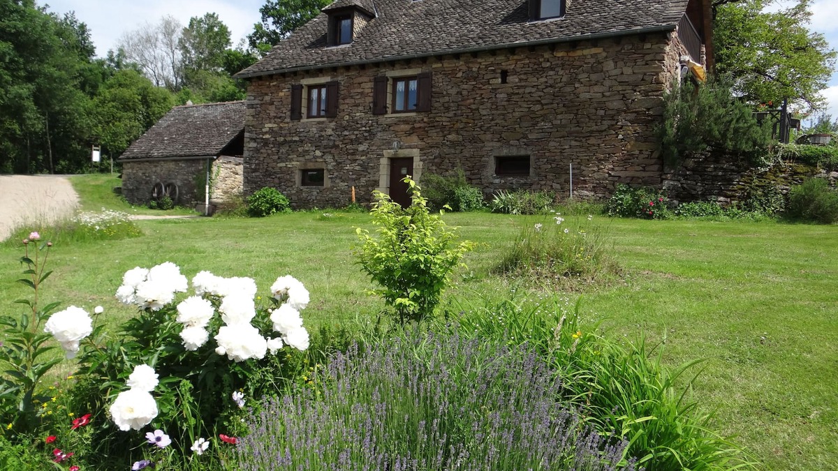 Castelnau-de-Mandailles Cottage | Gîte Le Torminal: In the Aubrac Natural Park .