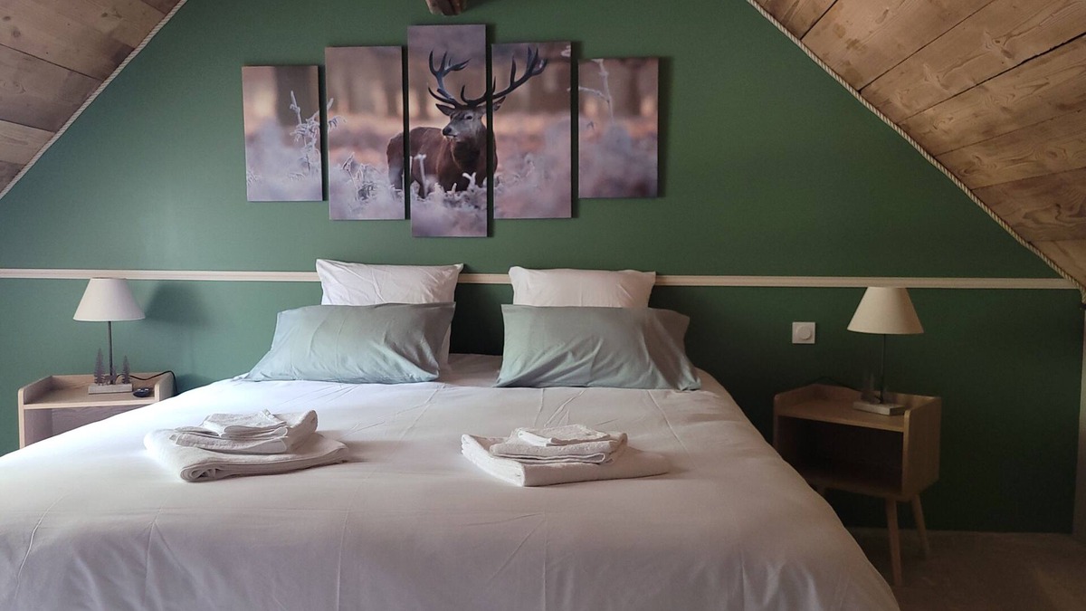 Orchamps Bed & Breakfast | GITE LE GEVOT - Nuitée EV6 tout confort