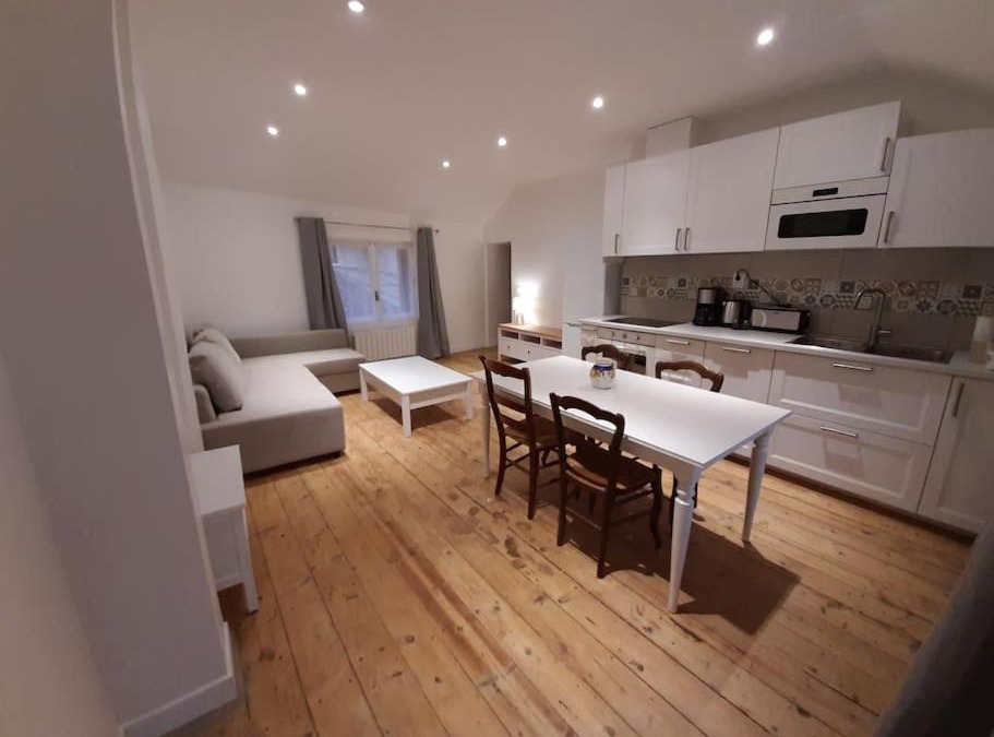Albigny-sur-Saone Apartment | Gite le haut des maraichers