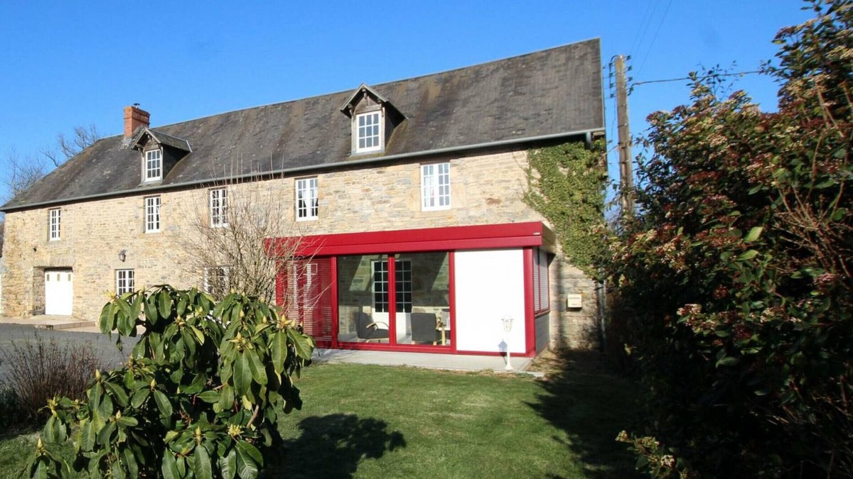 Le Lorey House | Gite Le Lorey, 4 bedrooms, 9 persons