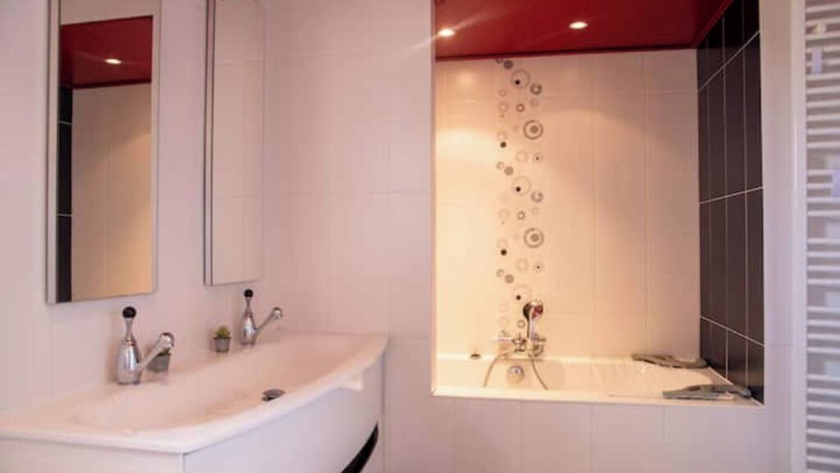 Les Aubiers House | GITE Le saule en scie - 14 pers, SPA all year round