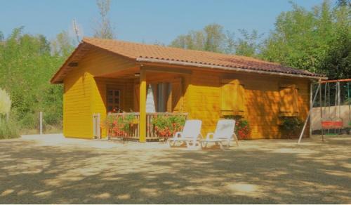 Auriac-du-Perigord Ski Chalet | Gite les Acacias - les gites des hauts de vialot
