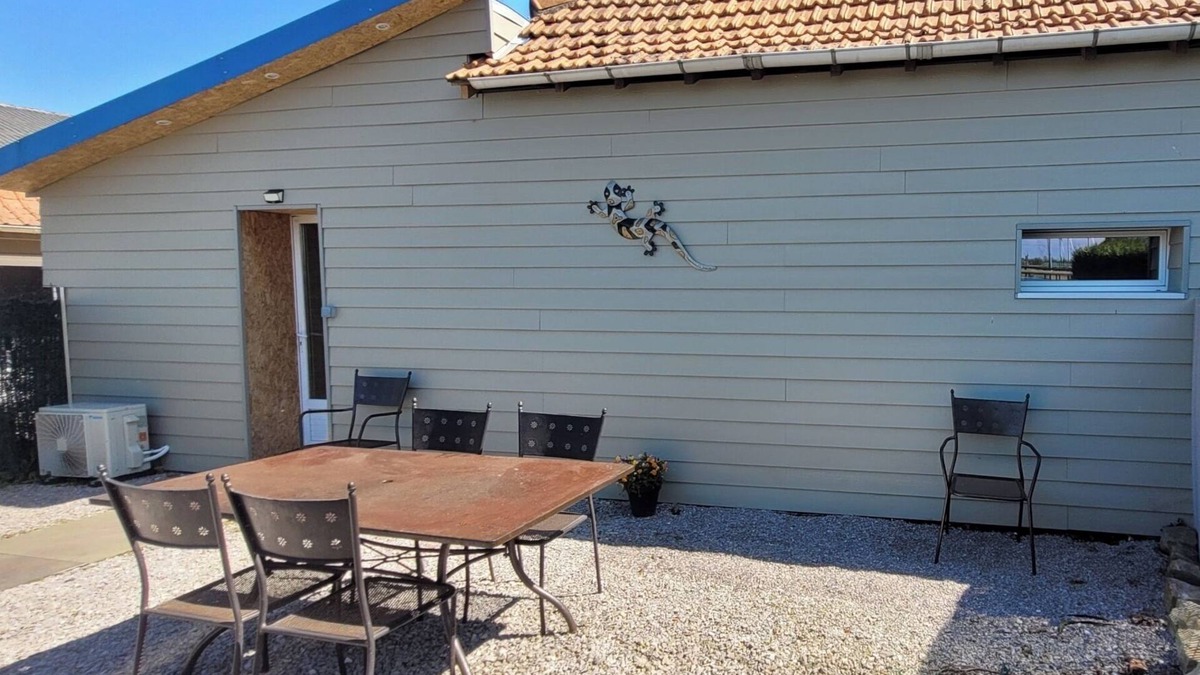 Tangry House | Gîte 'Les Gites Des Hauts Pays' with Private Terrace, Wi-Fi and Air Conditioning