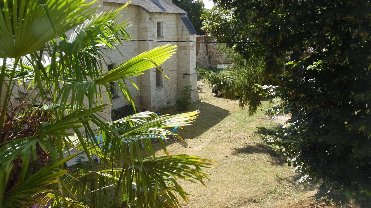 Courchamps House | Gite Les MEDIEVALES