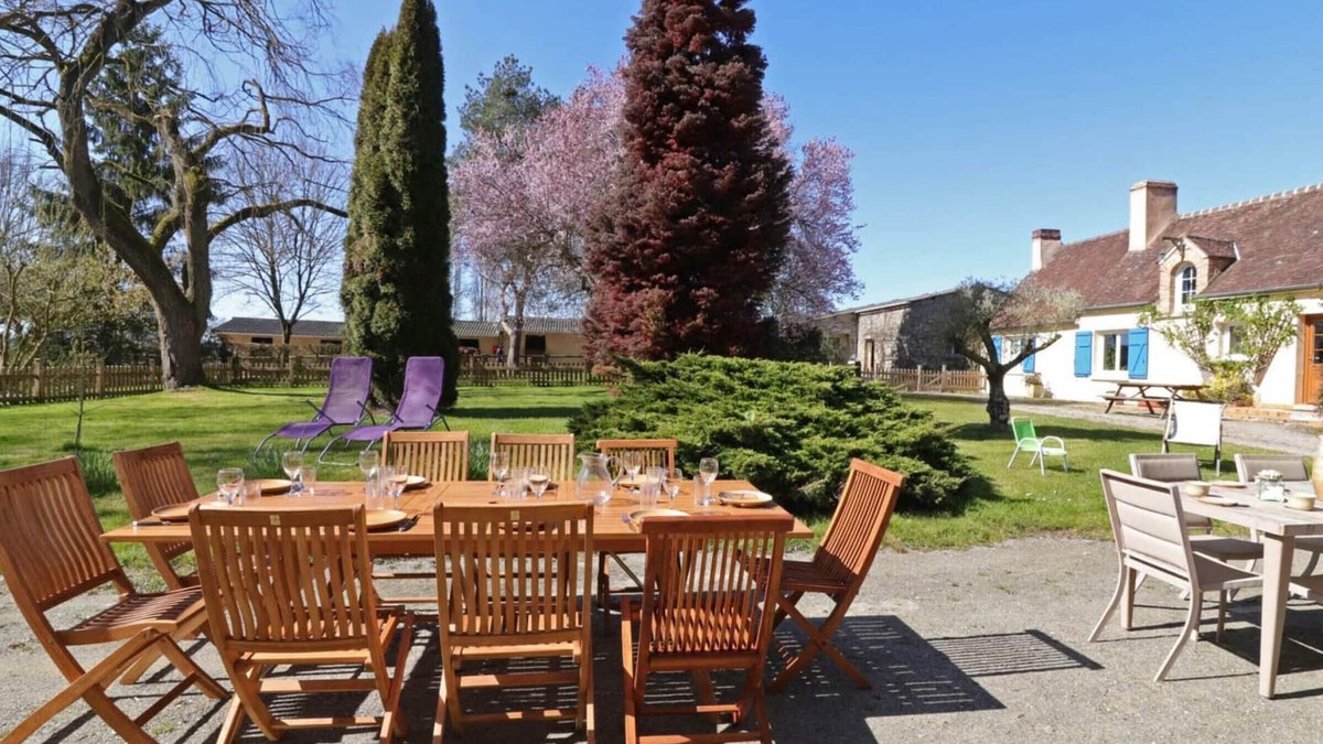Les Ventes-de-Bourse Cottage | Gite Les Ventes-de-Bourse, 4 bedrooms, 9 persons