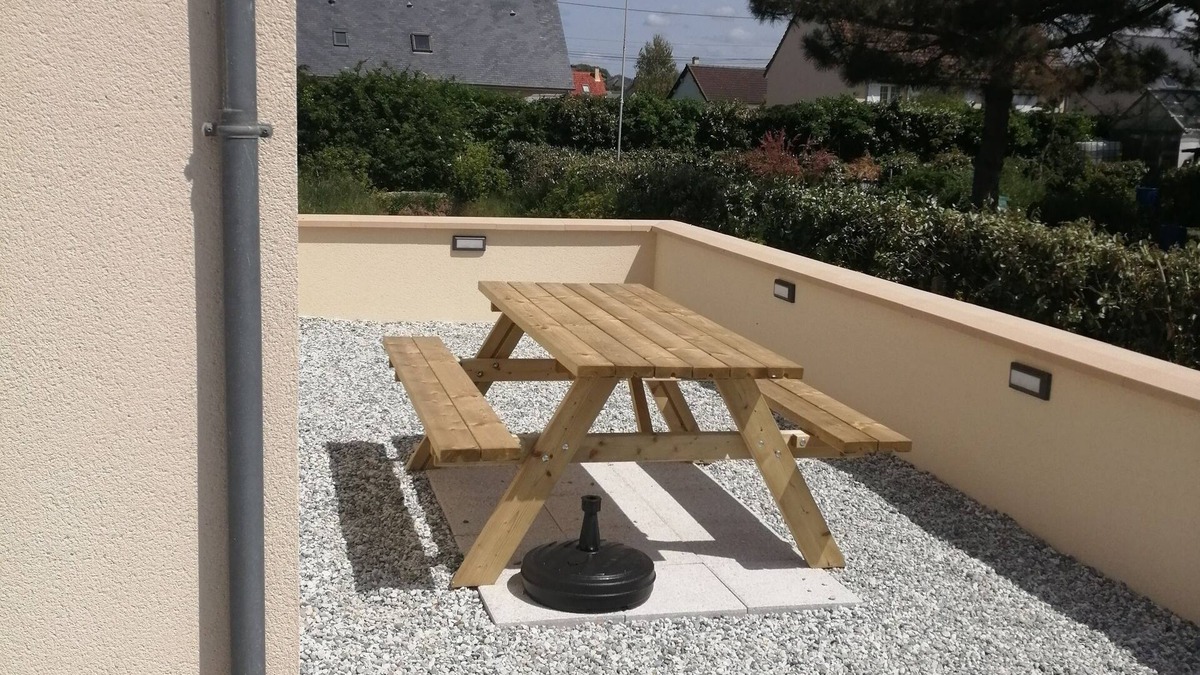 Surtainville House | Gîte located 150 metres from the beach