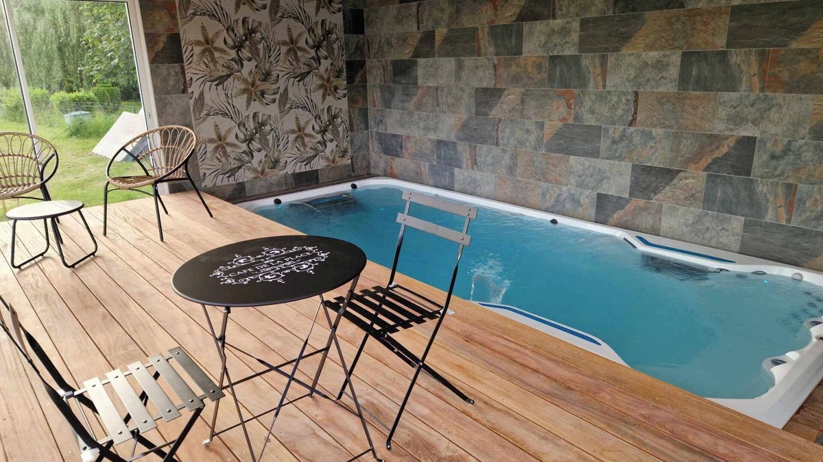 Saint-Omer House | Gite Love Room and Spa Romantic Escapade in Saint Omer