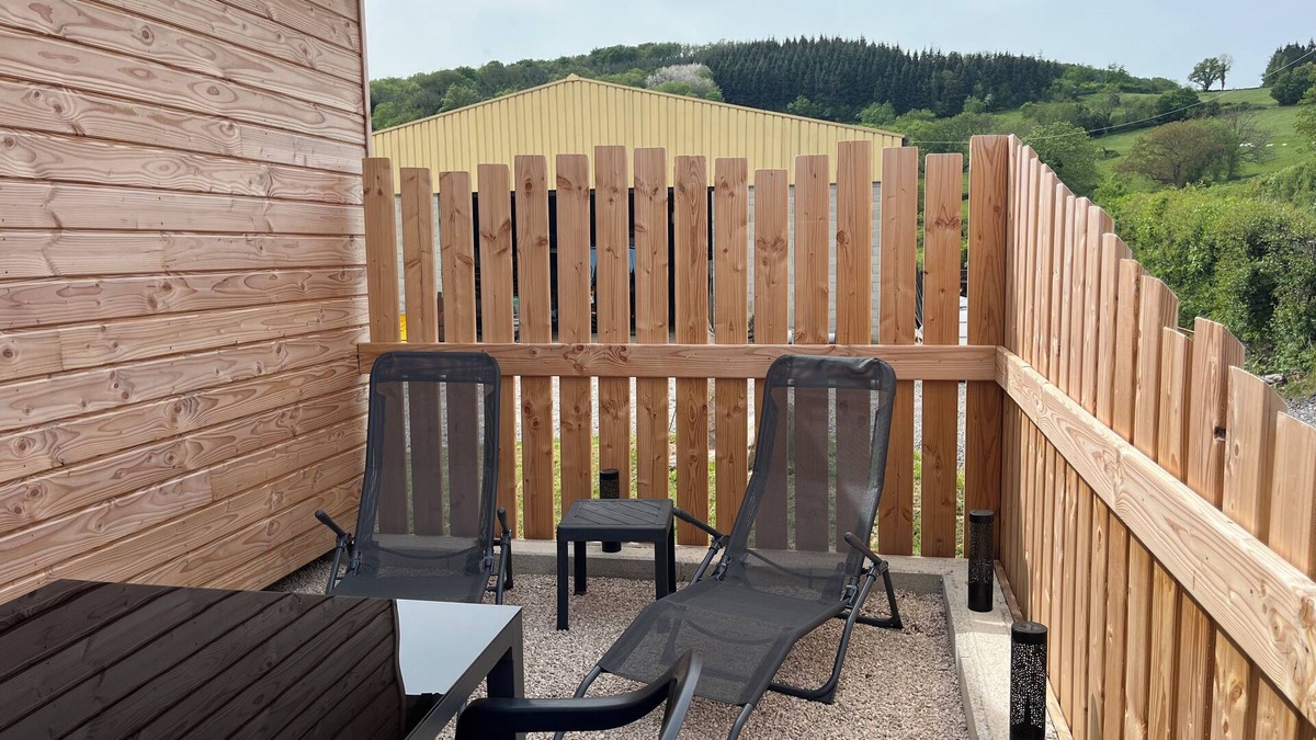 Cenves Apartment | Gîte Lucanna Apartment with terrace for 5 people