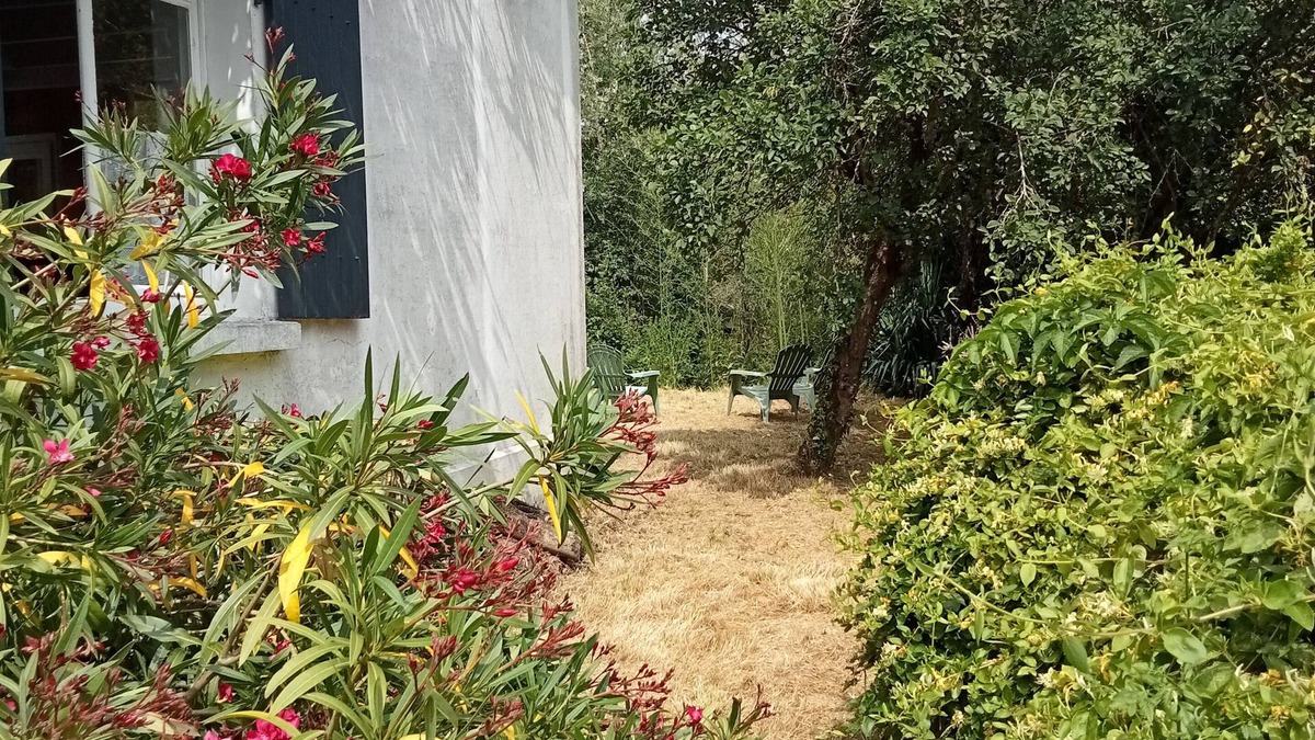 Saint-Hilaire-la-Palud House | Gite Marais