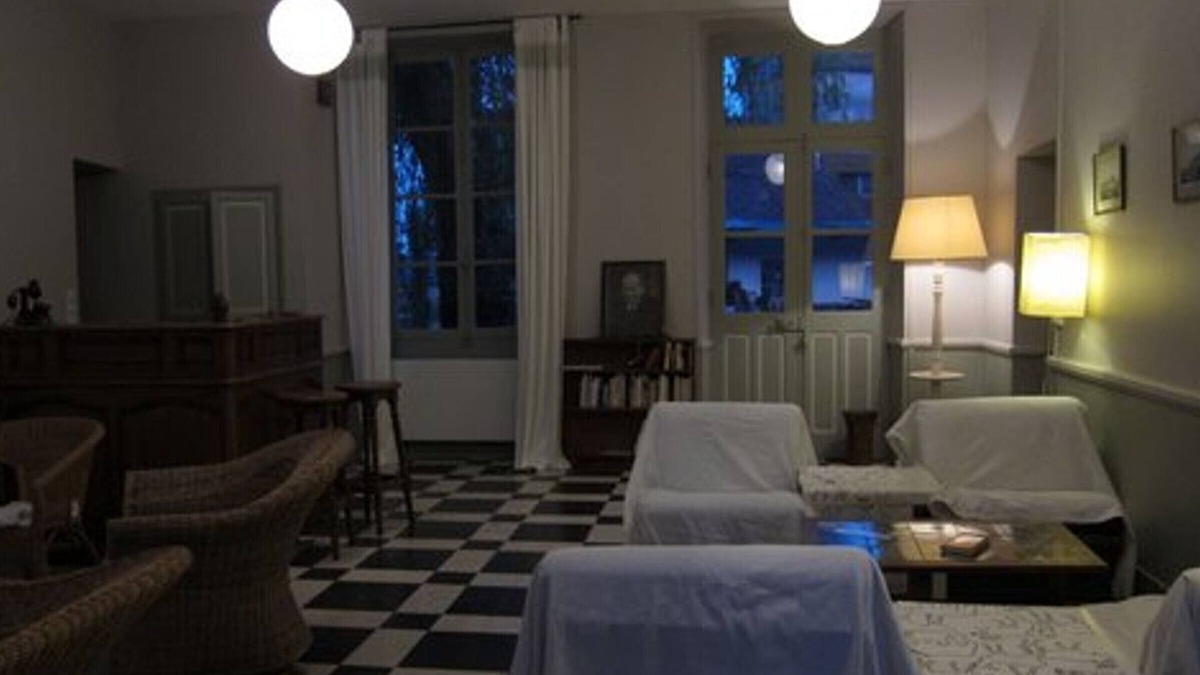Marchenoir Cottage | Gite Marchenoir, 9 bedrooms, 15 persons